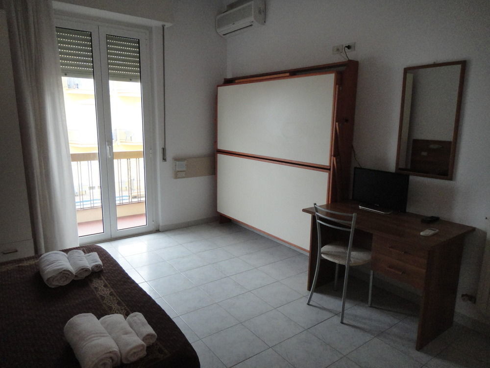 Hotel Acapulco Viserbella di Rimini ภายนอก รูปภาพ