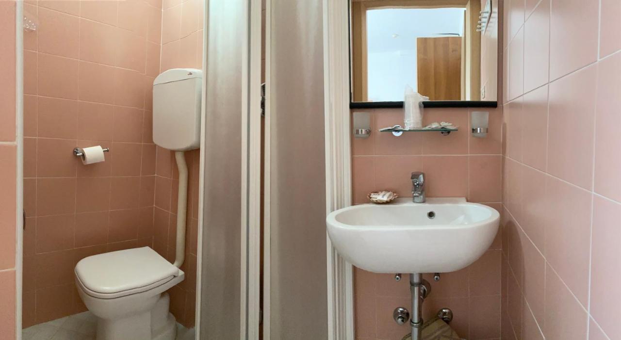Hotel Acapulco Viserbella di Rimini ภายนอก รูปภาพ